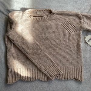 NEW! Super soft oatmeal sweater